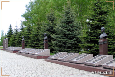 Аллея героев войны 1941-1945 года Аллея героев войны 1941-1945 года